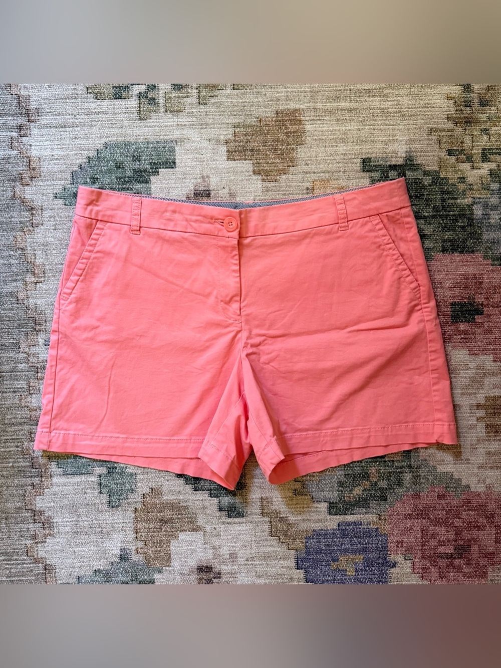 Crown & Ivy shorts